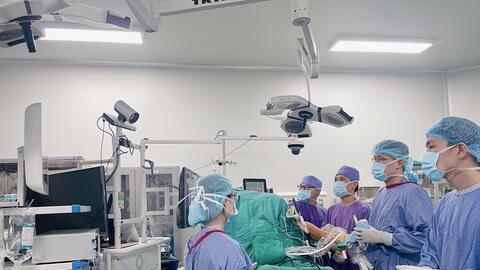 Bệnh viện Hữu nghị Việt Đức phẫu thuật ghép khí quản thành công  ca bệnh hiếm, phức tạp