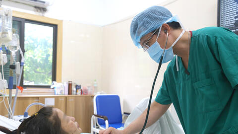 Thực hiện cấp thuốc theo hướng dẫn tại Thông tư 26/2025/TT-BYT