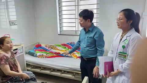 Tăng cường công tác truyền thông, khám, phân loại, thu dung, điều trị và kiểm soát bệnh tay chân miệng